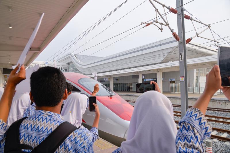 Kereta Cepat Jakarta-Bandung