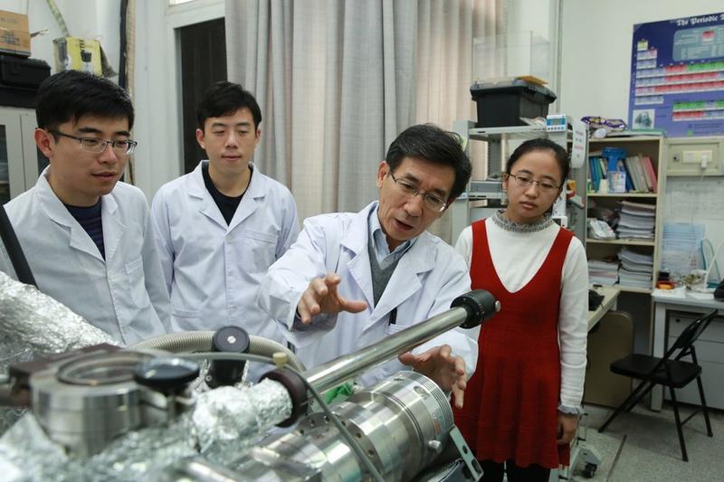 Ilmuwan China Xue Qikun