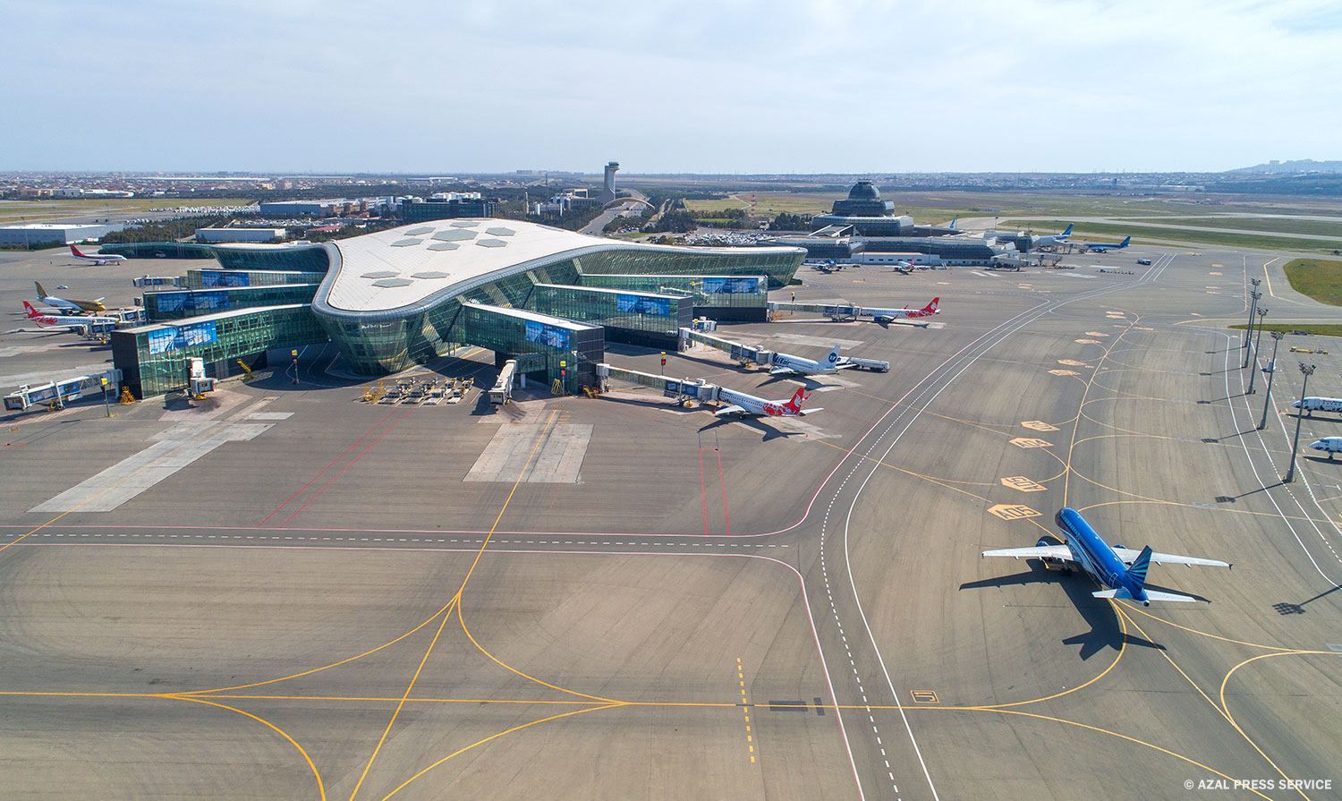 Bandara Internasional Heydar Aliyev