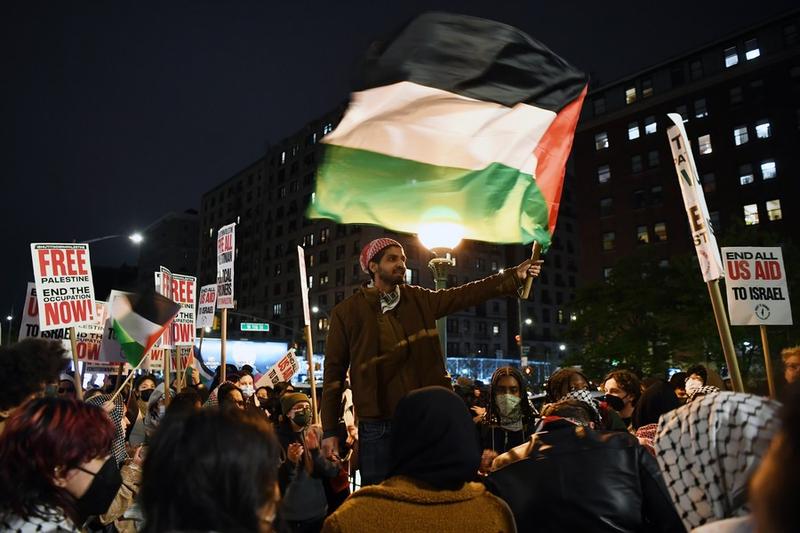 Aksi unjuk rasa pro-Palestina