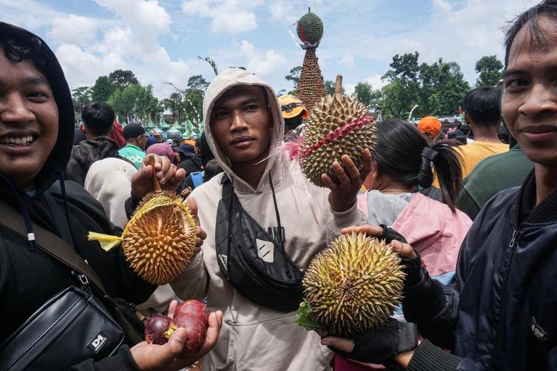 Indonesia mengekspor durian