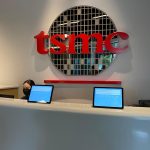 TSMC mencatatkan saham perdananya