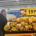 Indonesia memiliki varietas durian