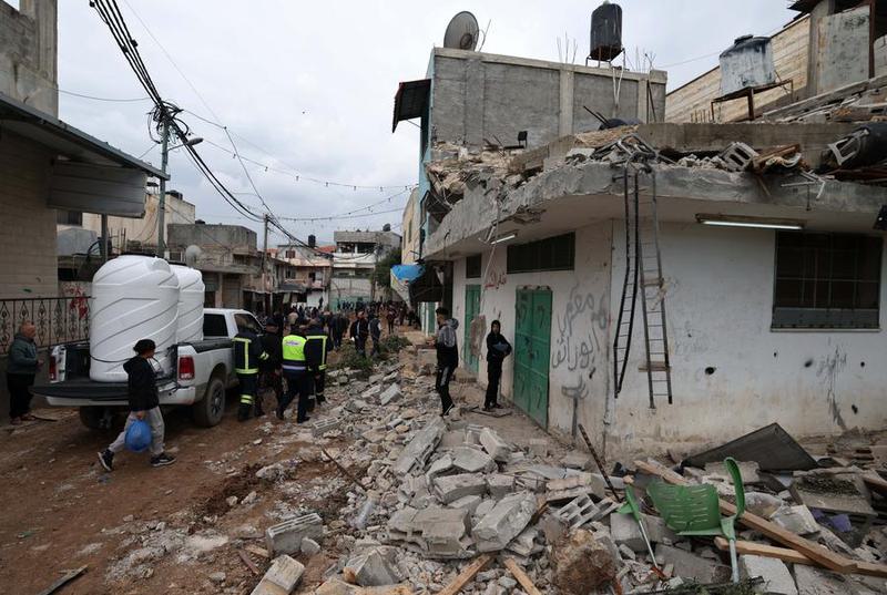 Israel mengobarkan perang komprehensif