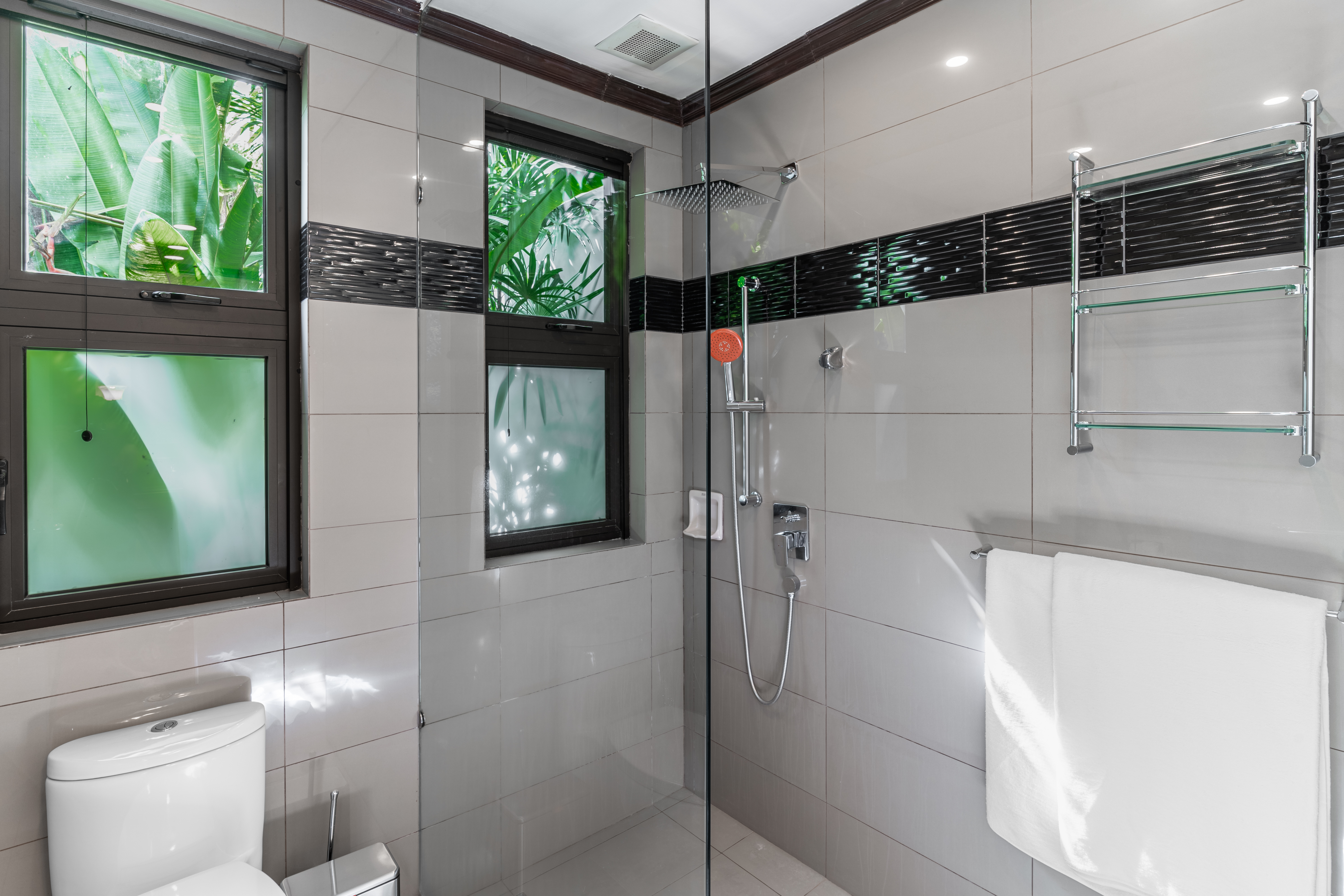 Property image - gallery 9