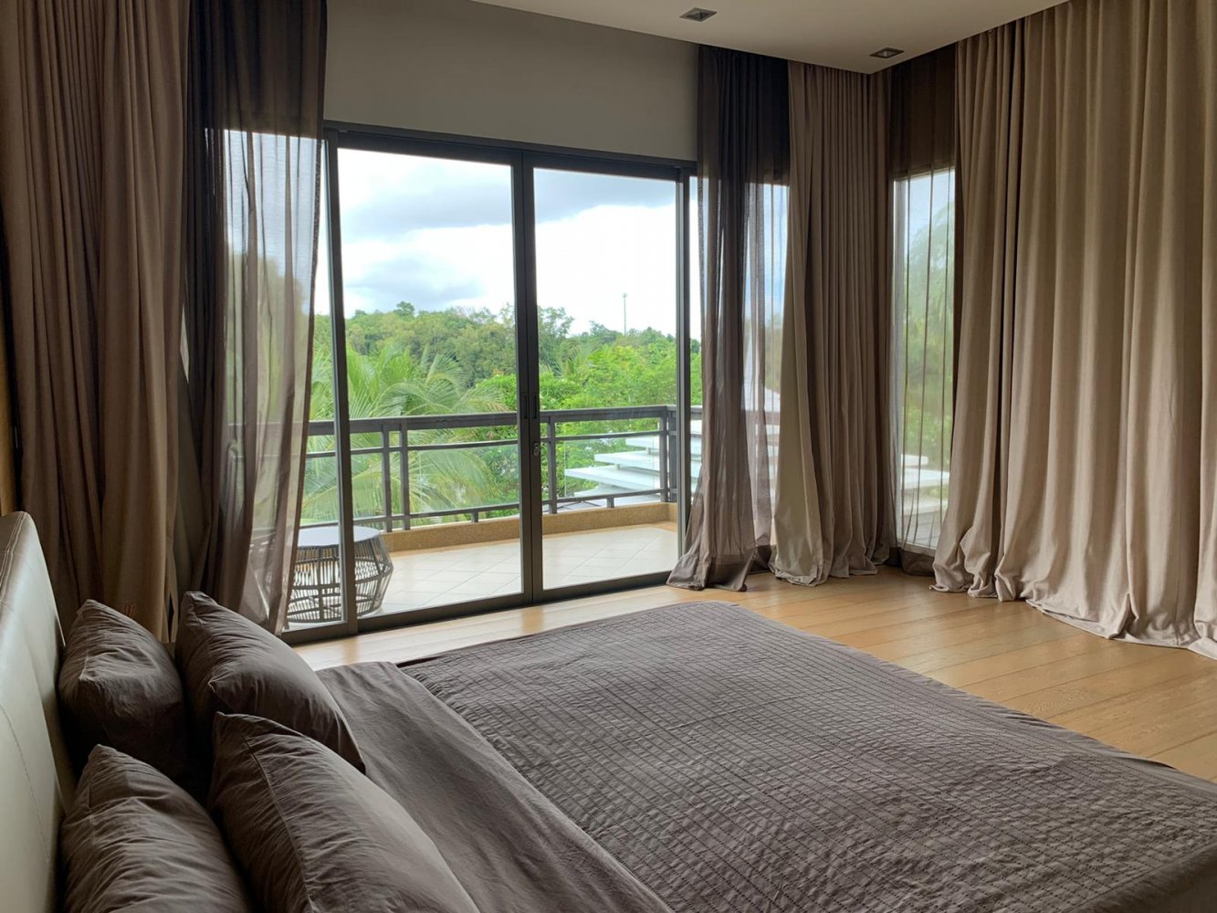 Property image - gallery 39