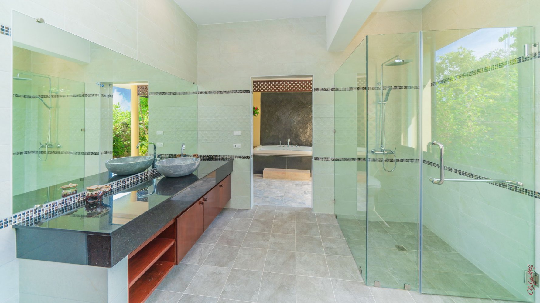 Property image - gallery 12