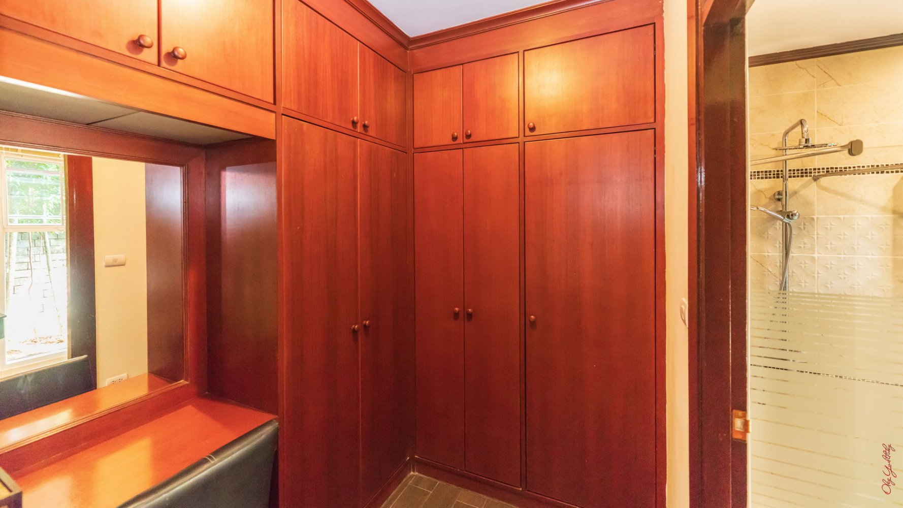 Property image - gallery 38