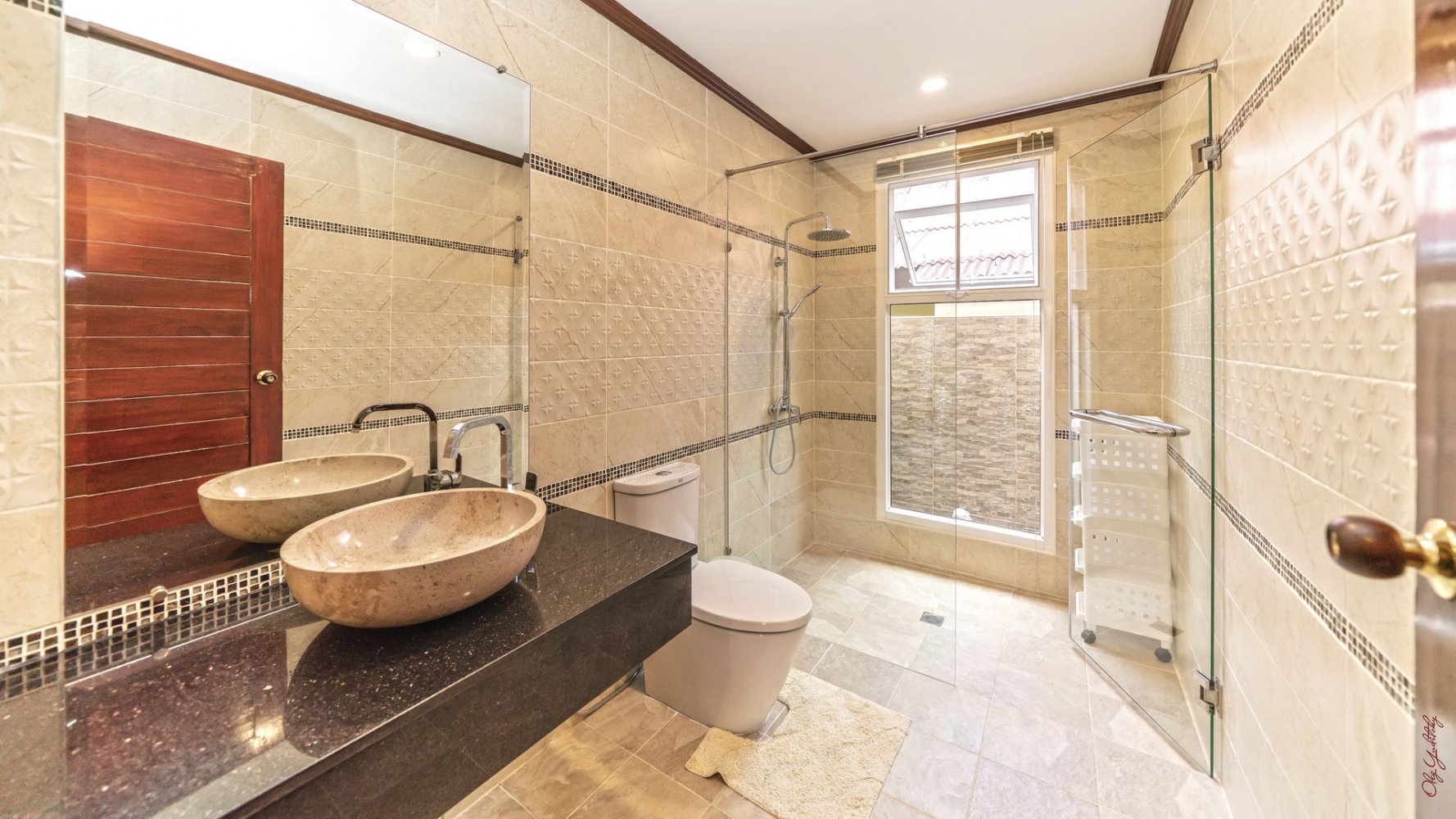 Property image - gallery 45