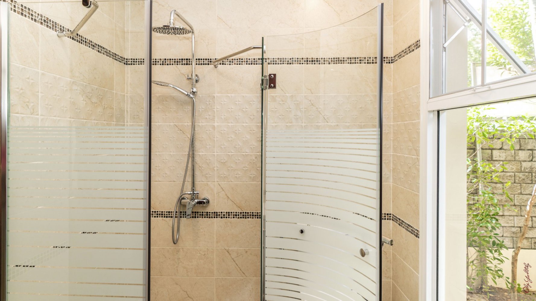 Property image - gallery 32