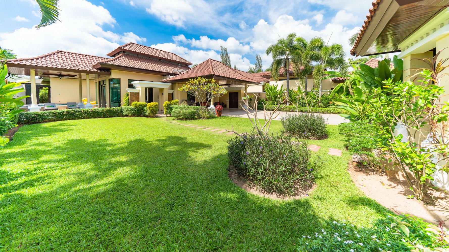 Property image - gallery 111