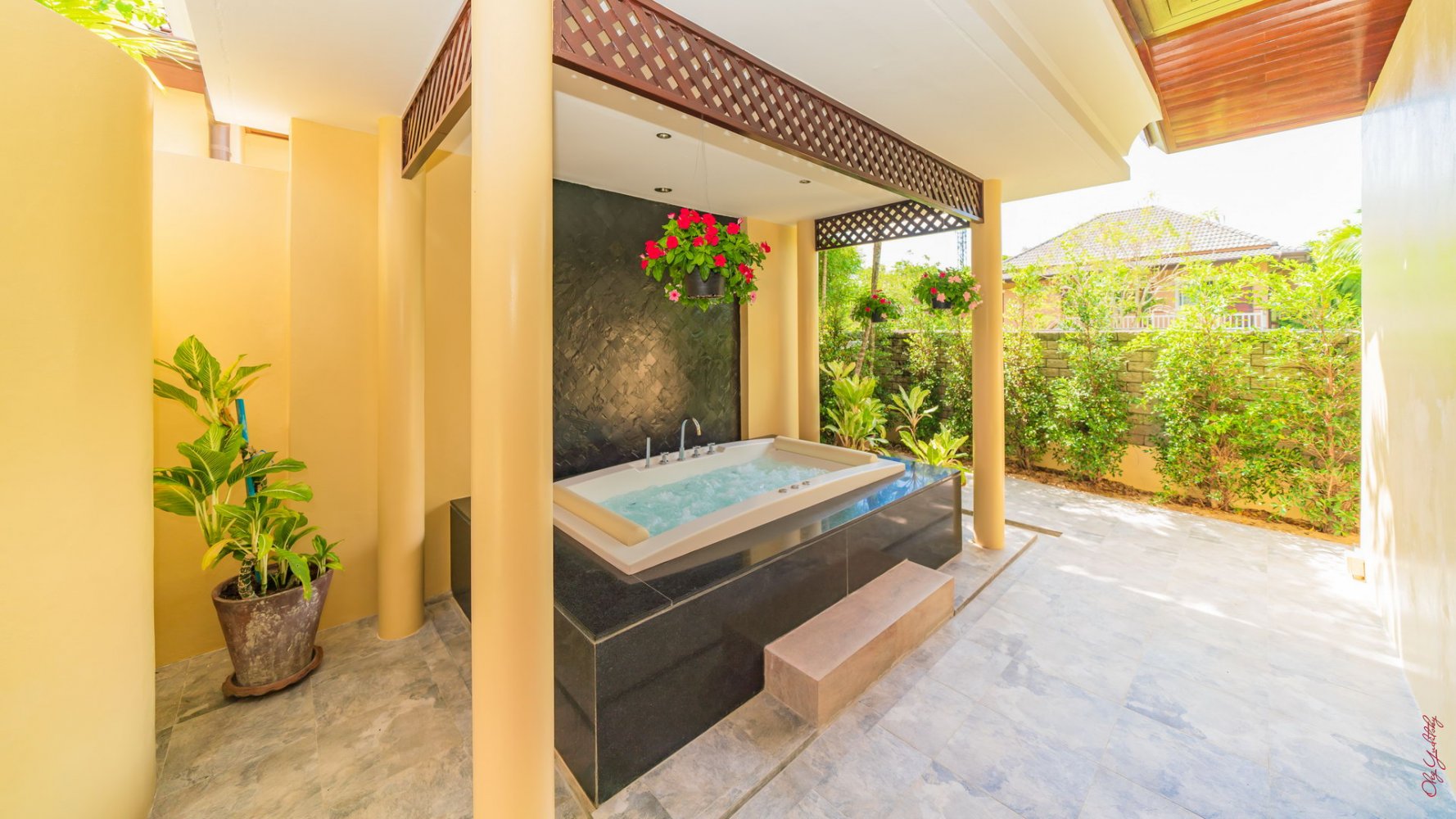 Property image - gallery 90