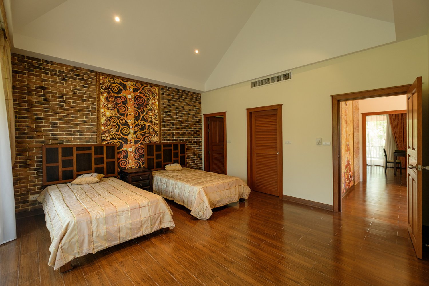 Property image - gallery 32