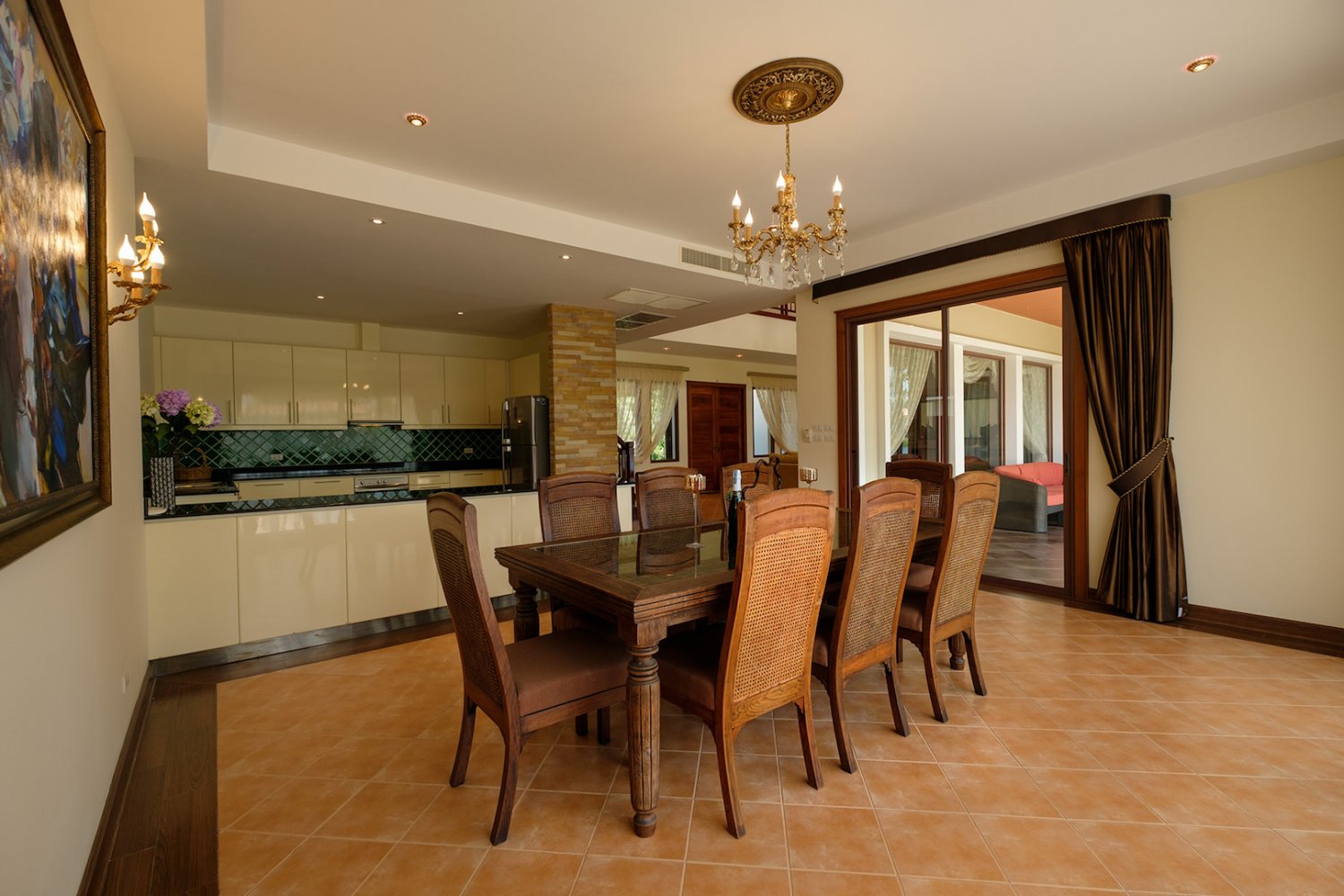 Property image - gallery 38