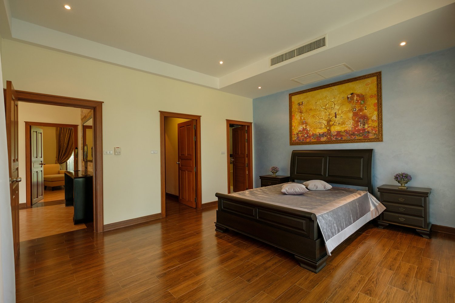 Property image - gallery 29