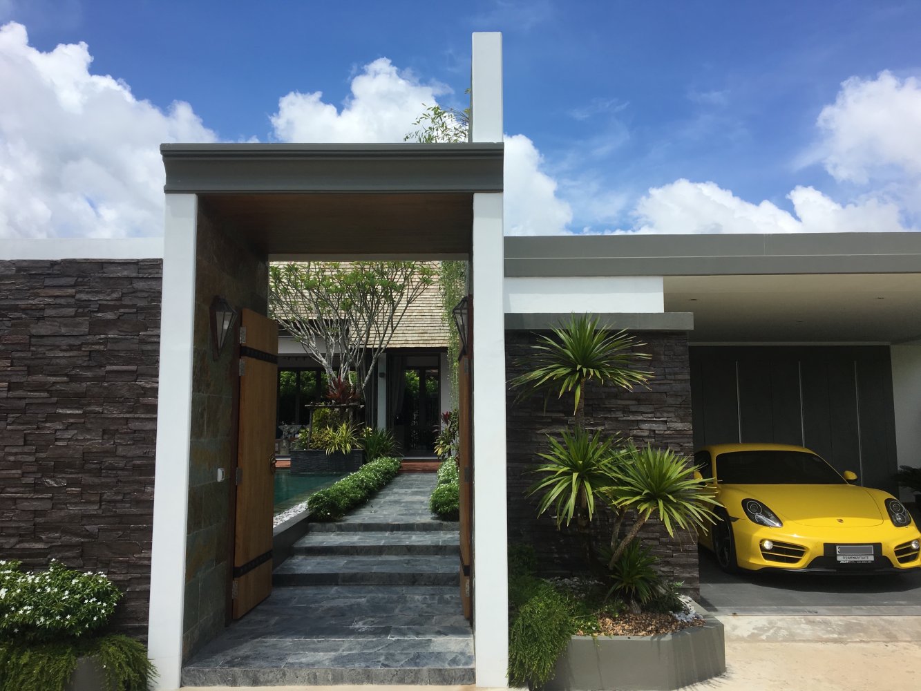 Property image - gallery 11