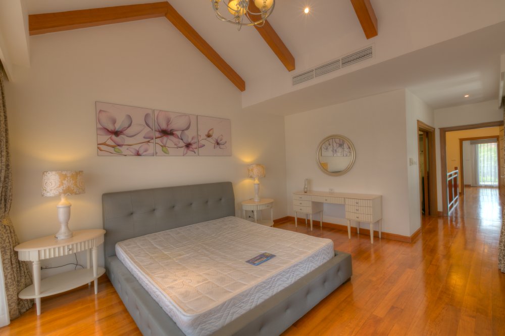 Property image - gallery 33