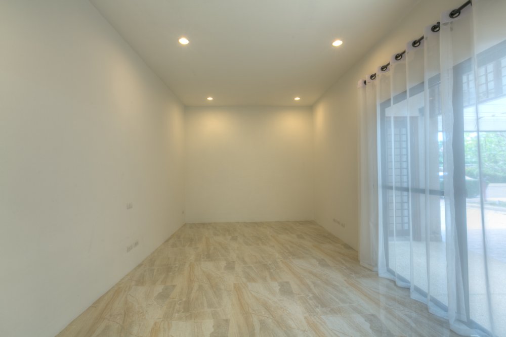 Property image - gallery 26