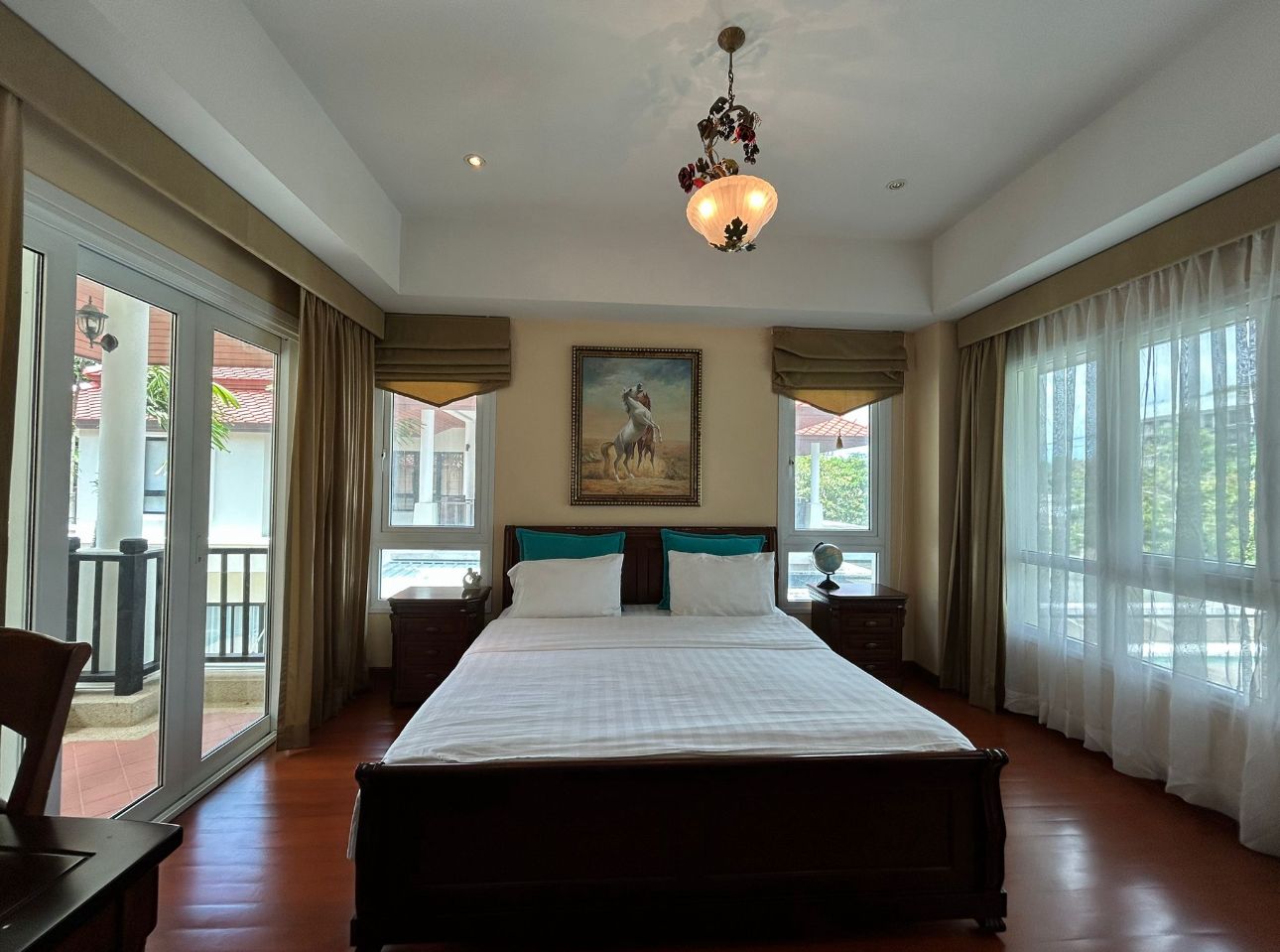 Property image - gallery 28