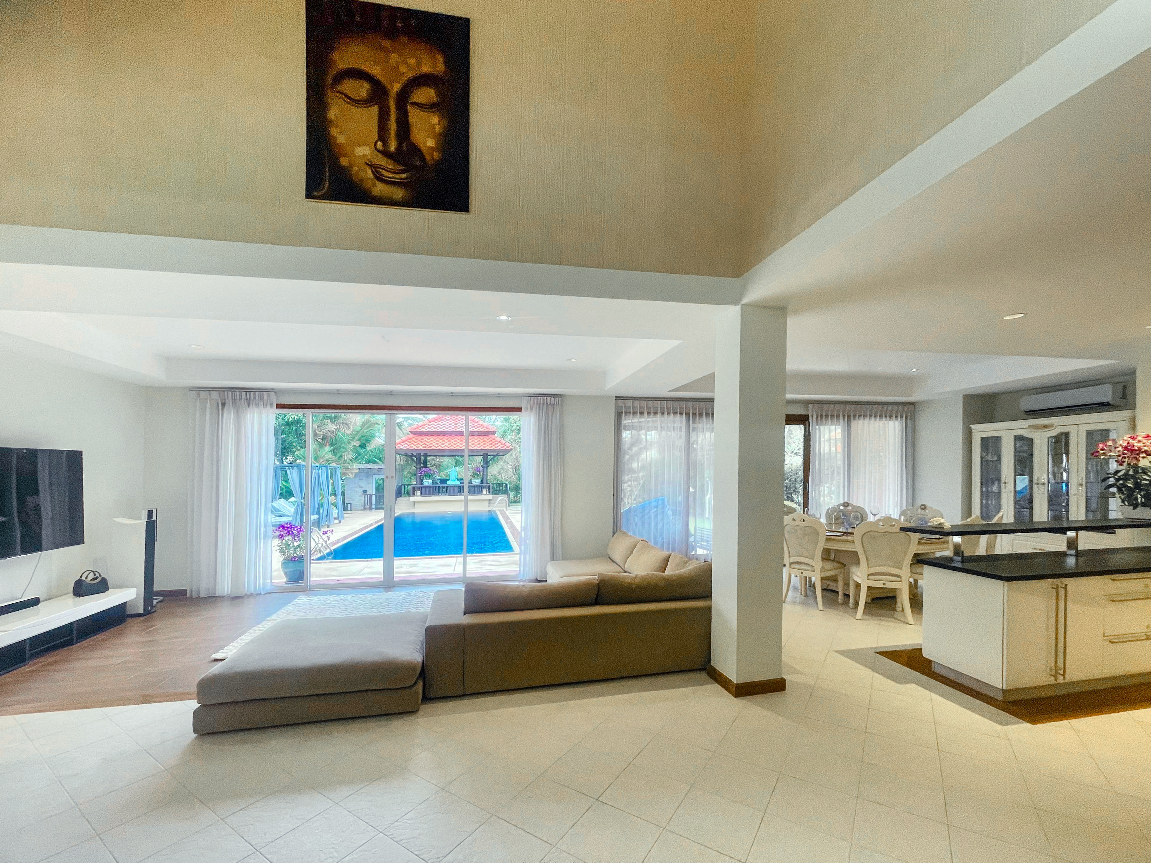 Property image - gallery 8