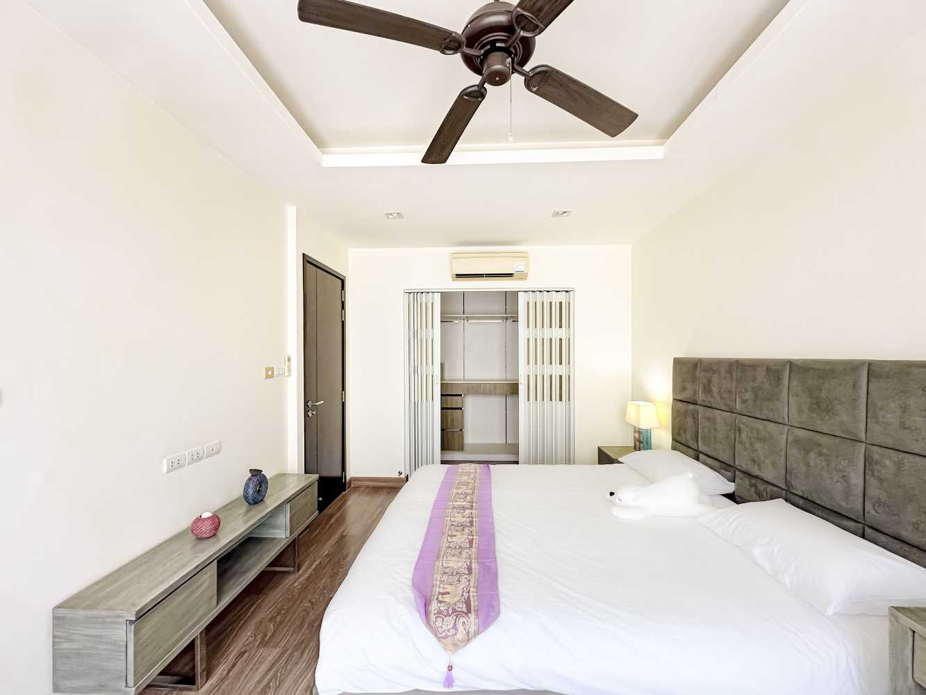 Property image - gallery 12