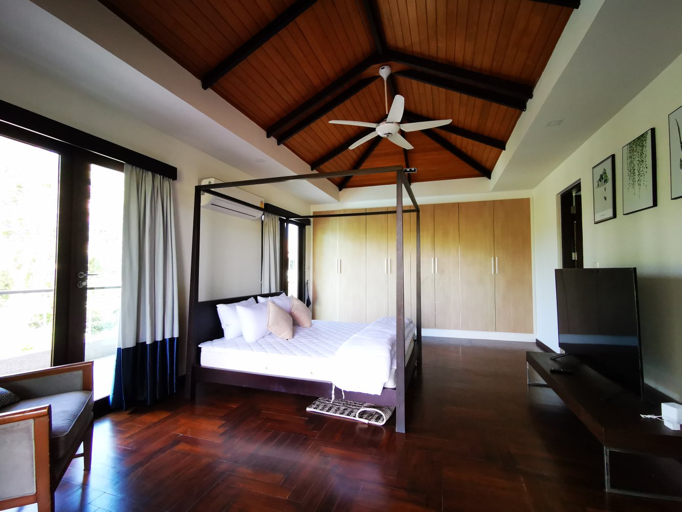 Property image - gallery 12