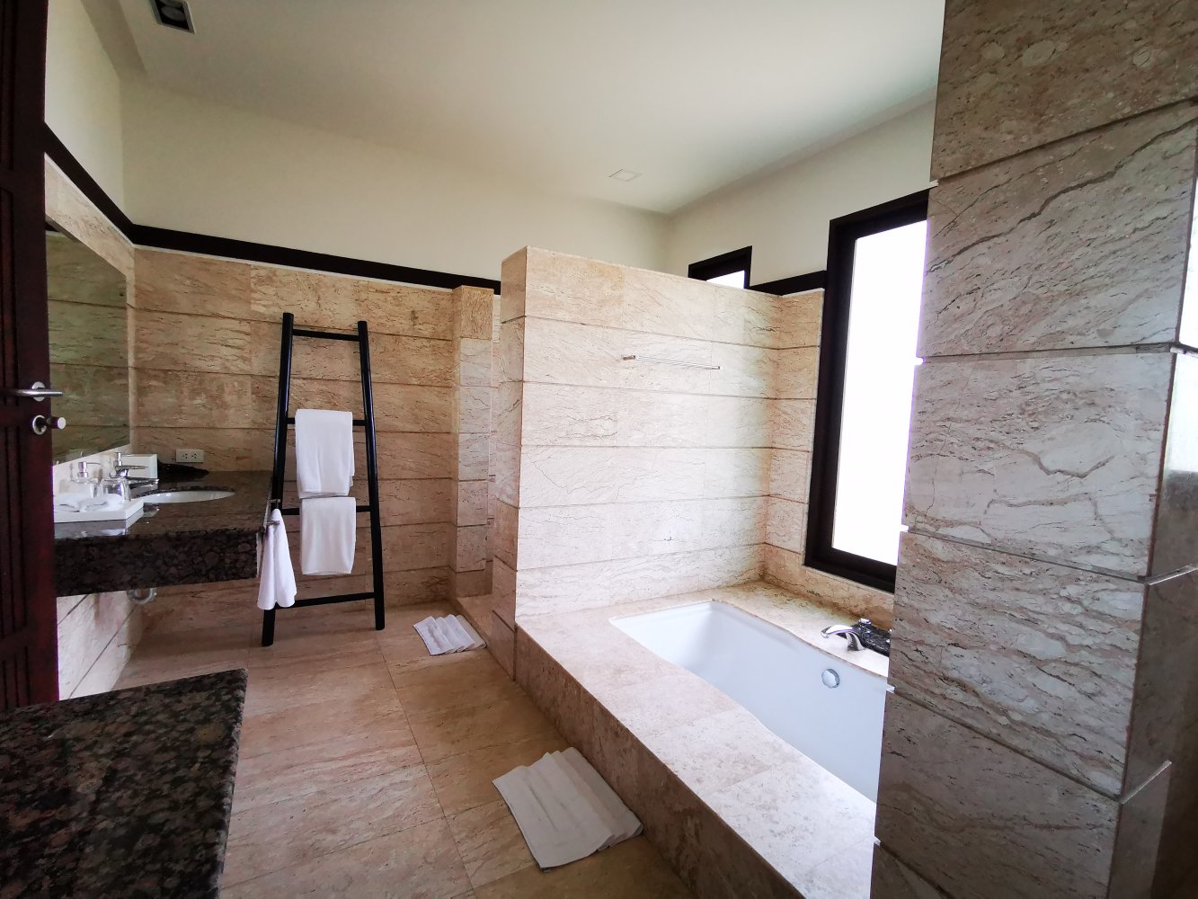 Property image - gallery 15