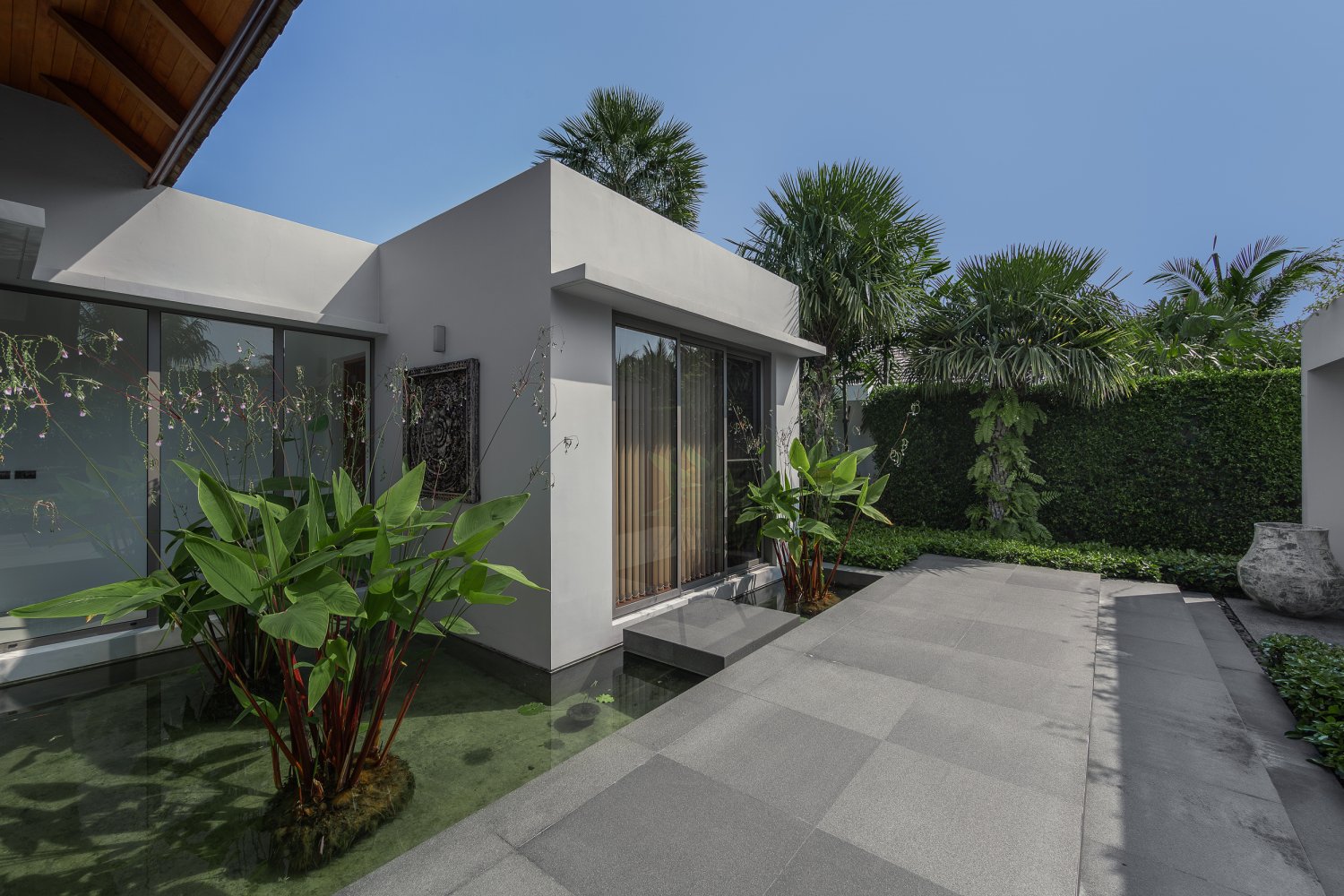 Property image - gallery 38