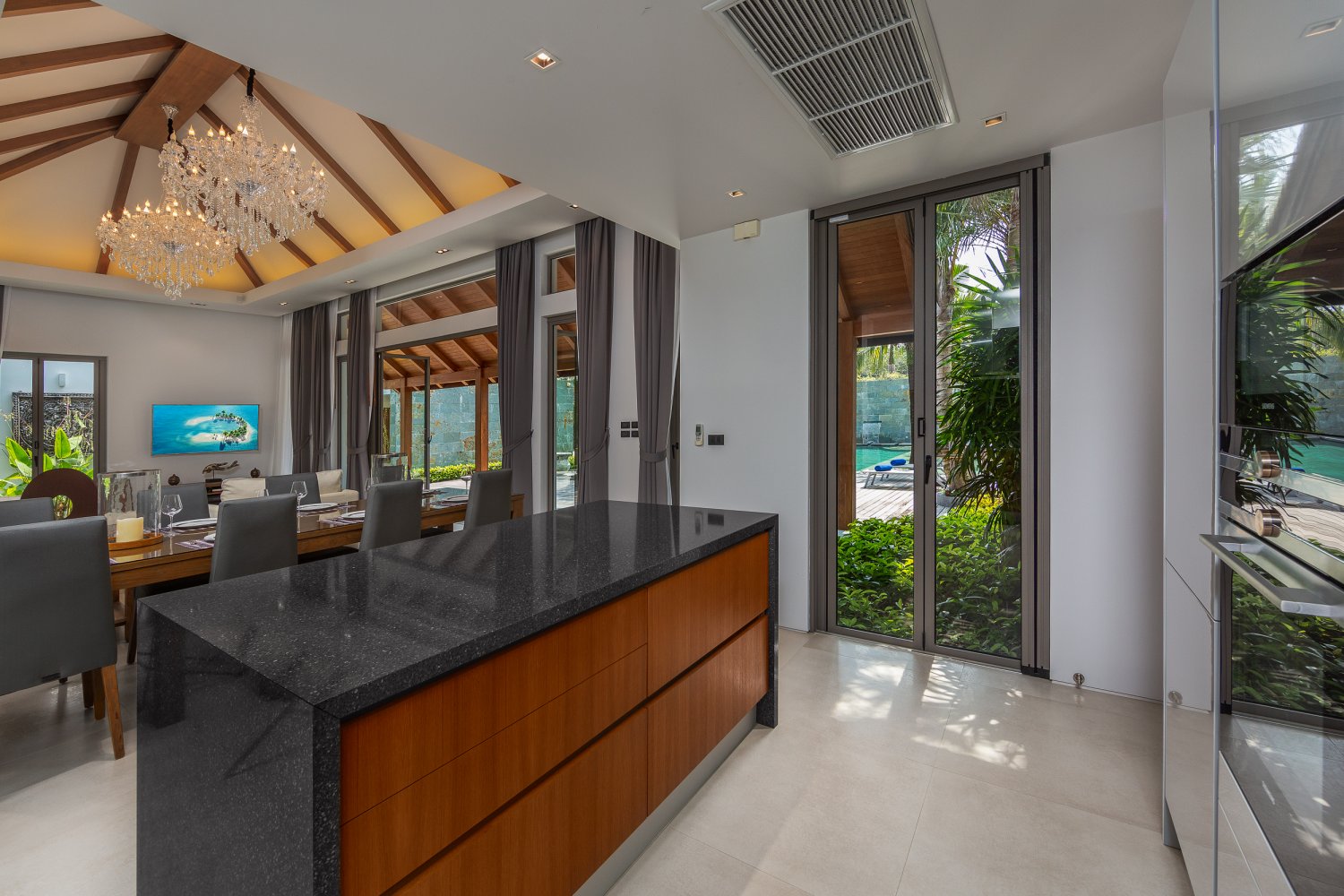 Property image - gallery 63