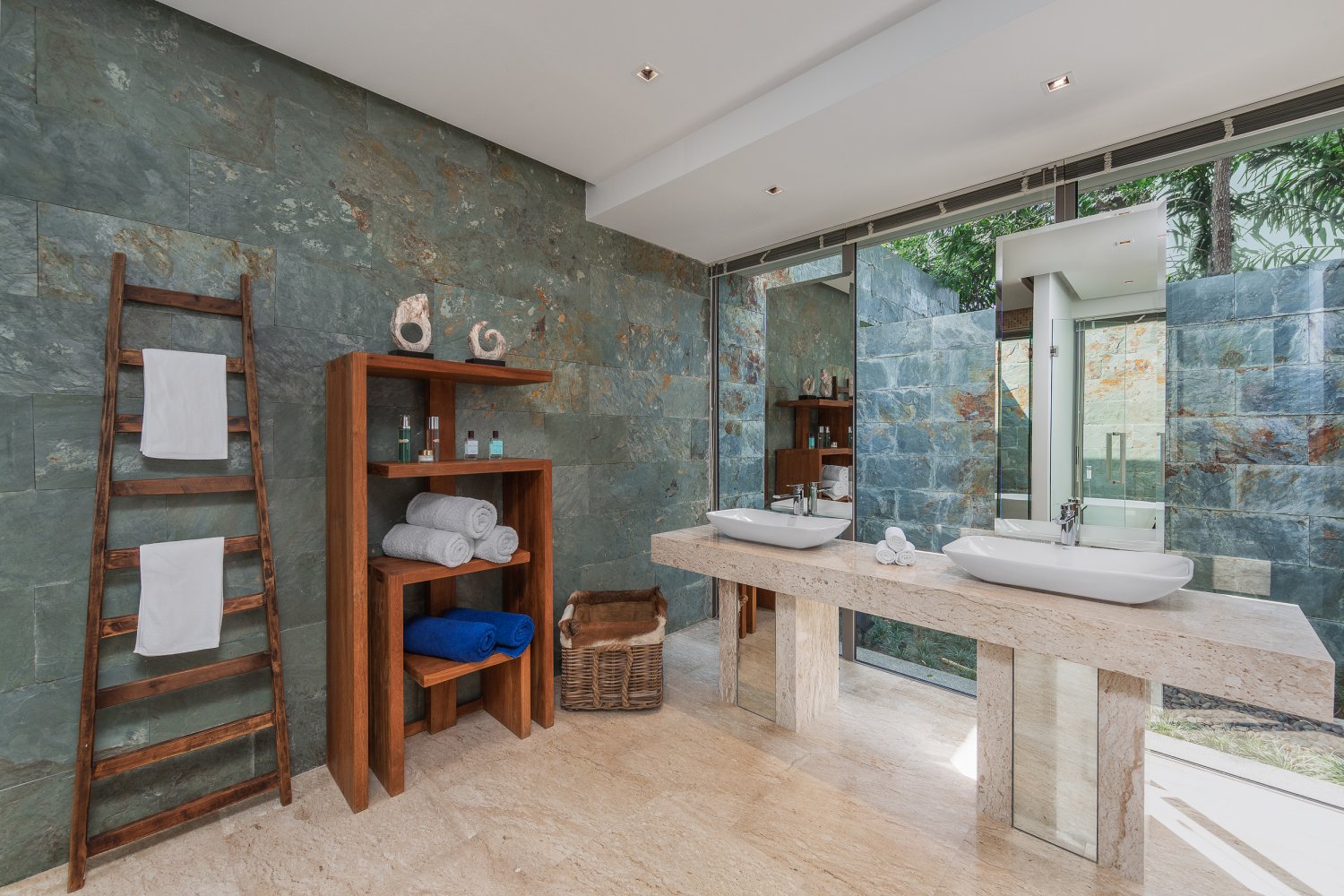 Property image - gallery 88