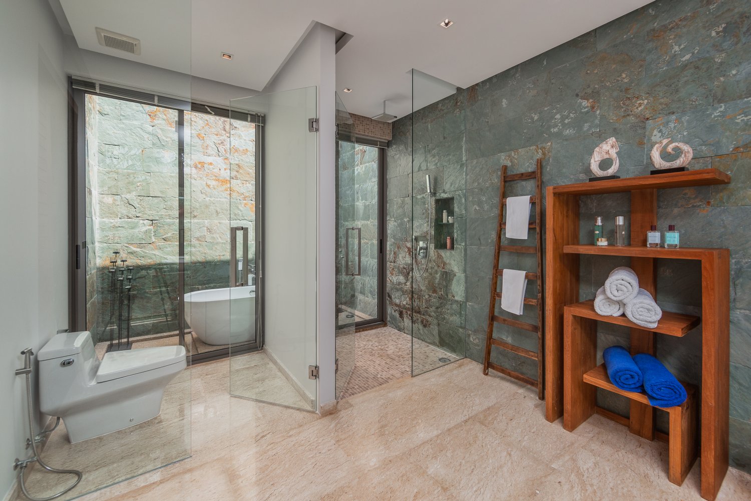 Property image - gallery 86