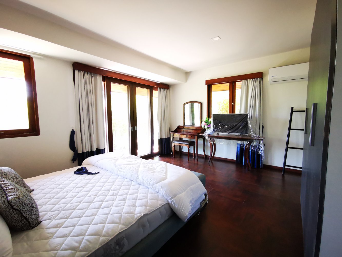 Property image - gallery 10