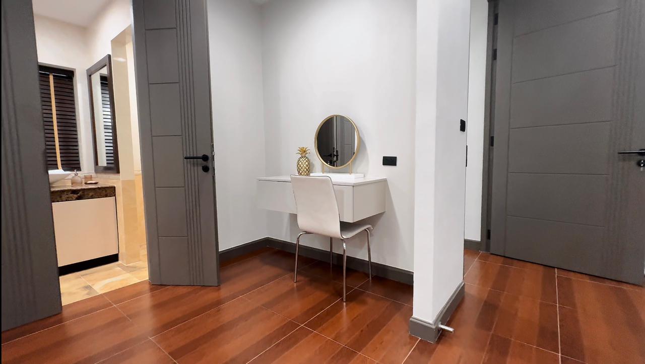 Property image - gallery 17