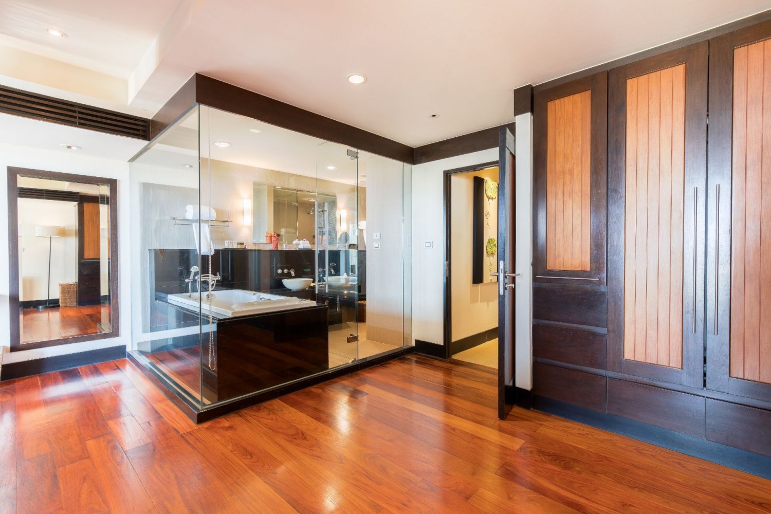 Property image - gallery 48