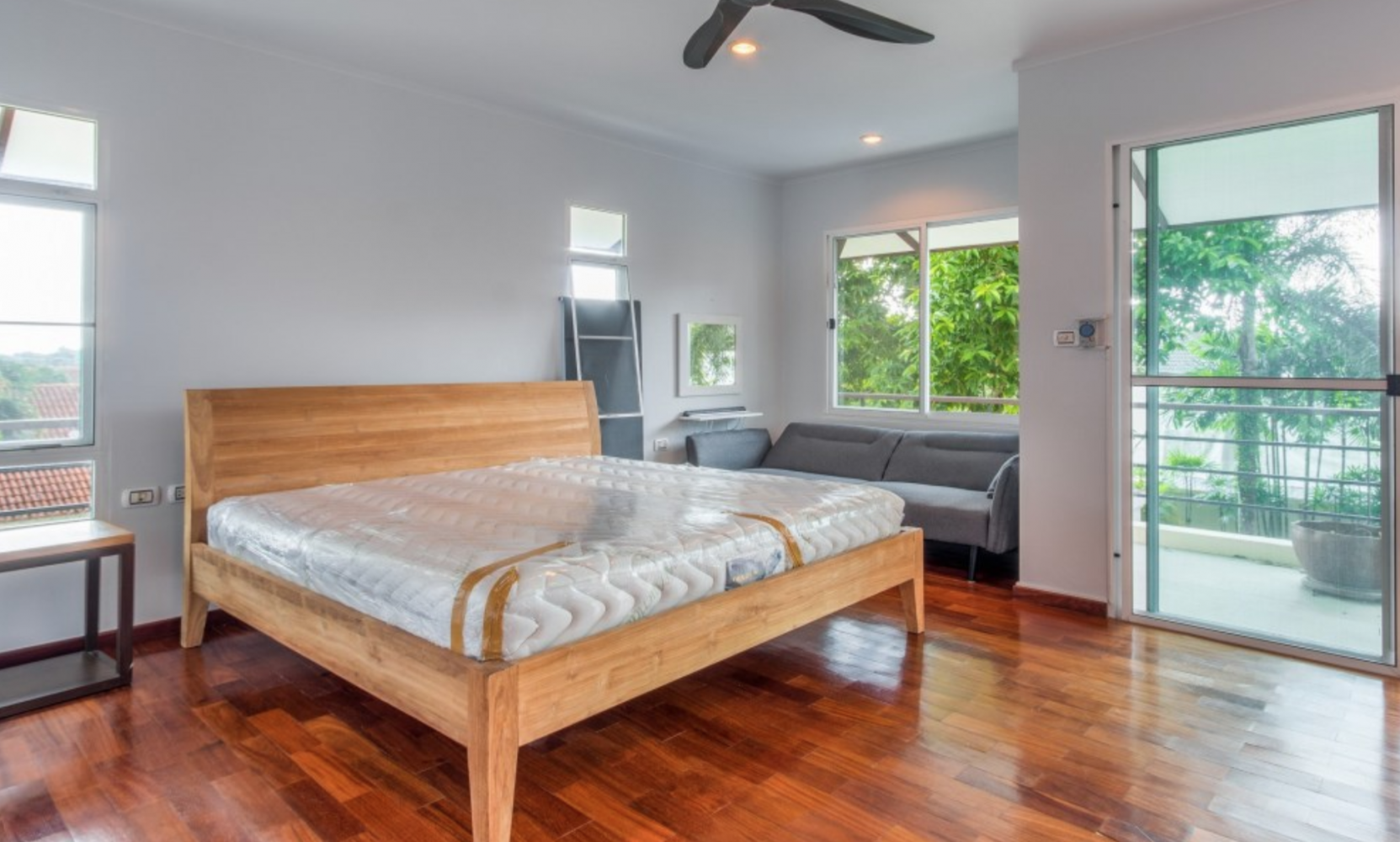 Property image - gallery 18