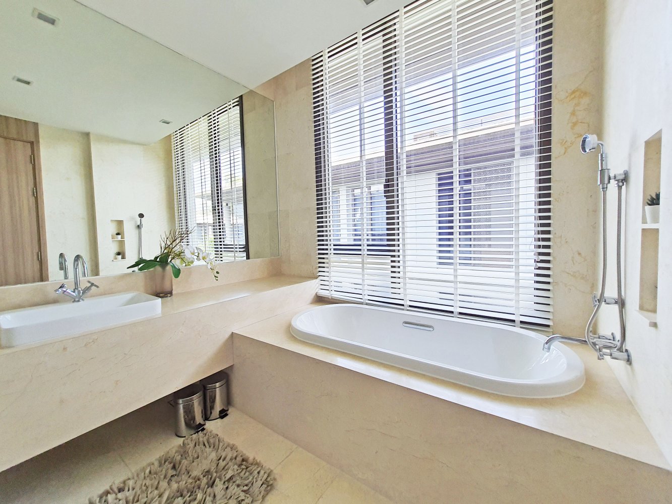 Property image - gallery 27