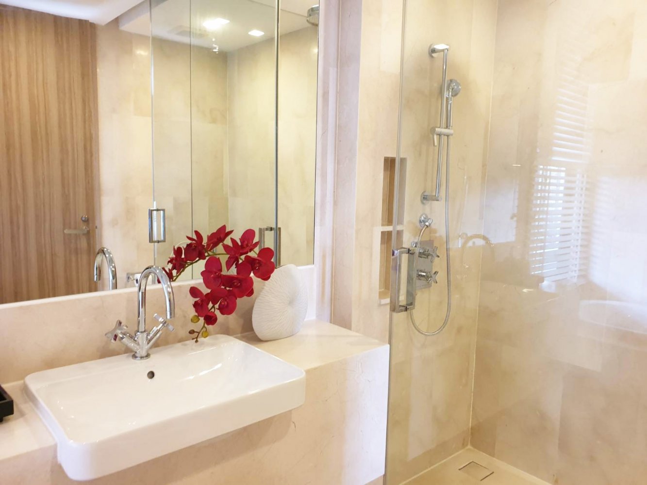 Property image - gallery 12