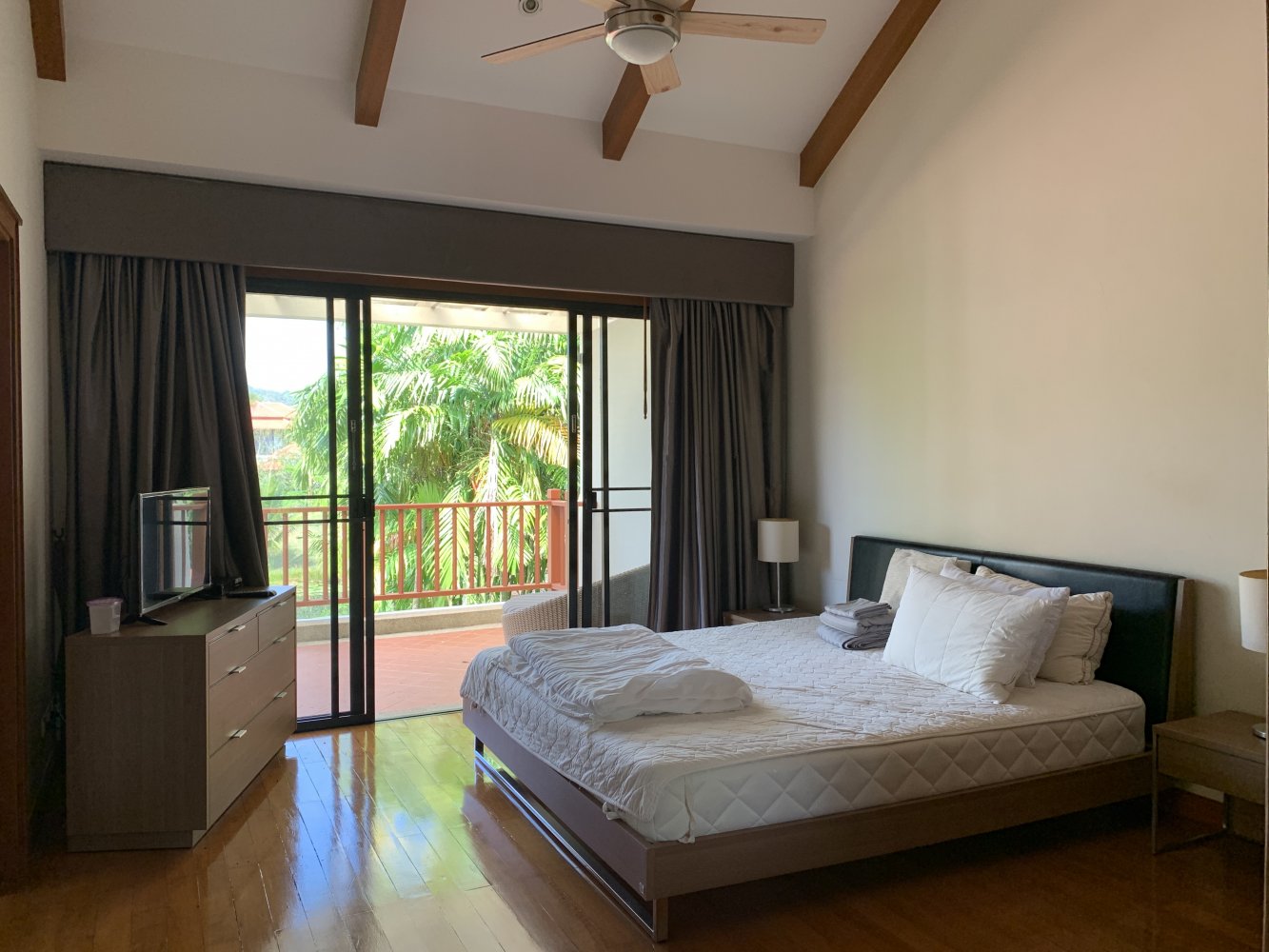 Property image - gallery 11