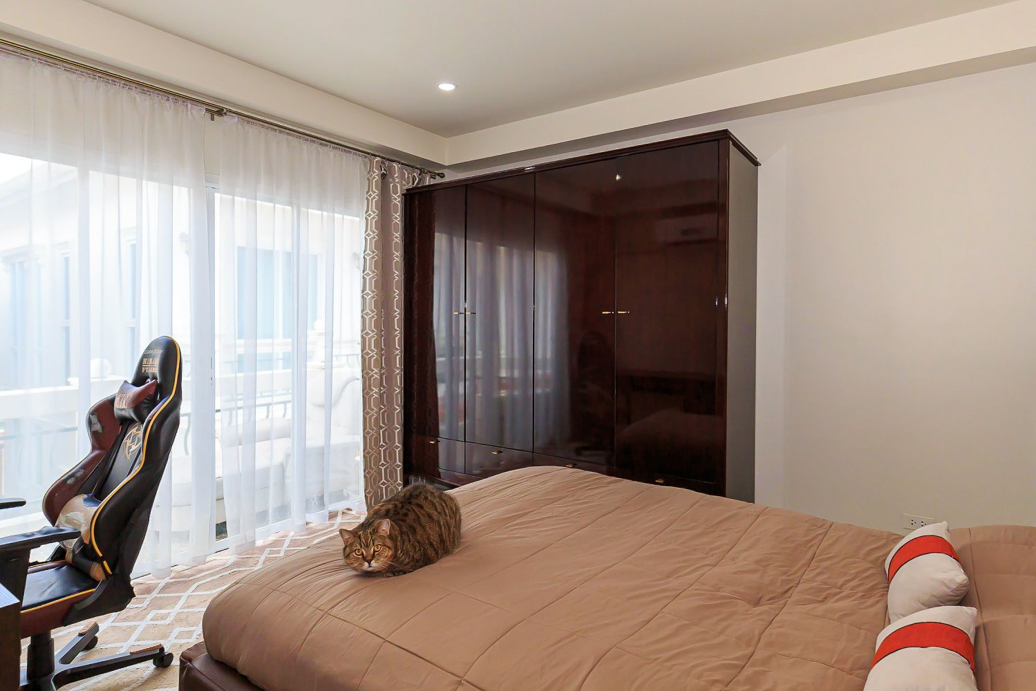 Property image - gallery 28