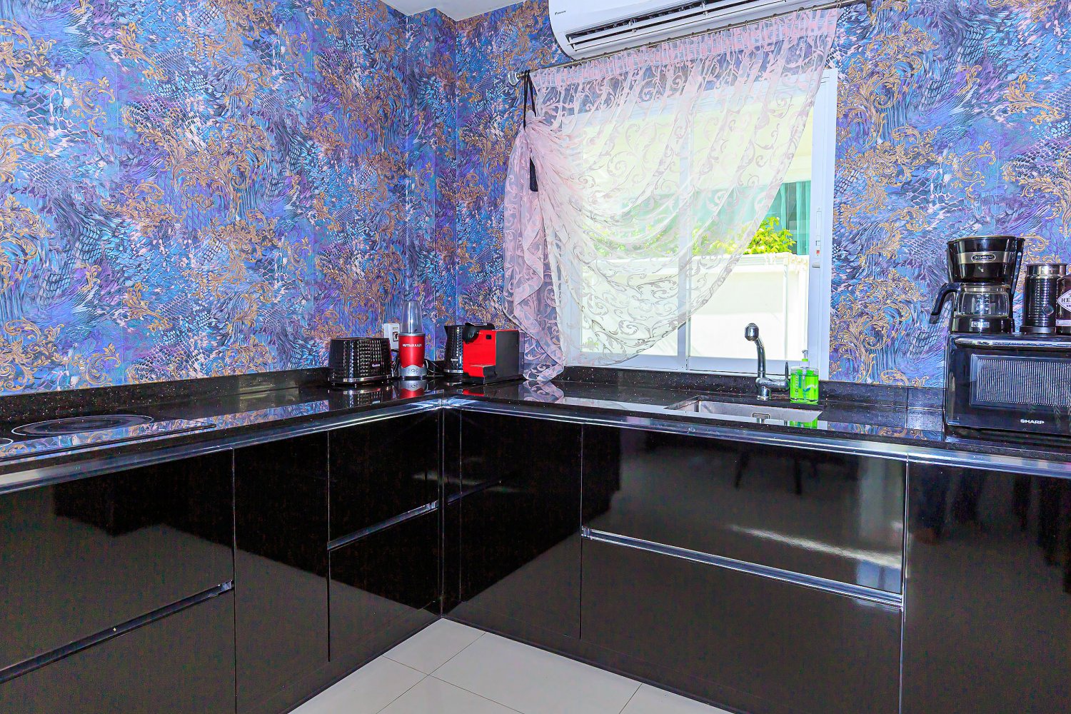 Property image - gallery 11