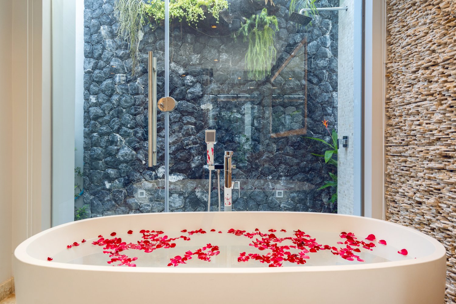 Property image - gallery 32