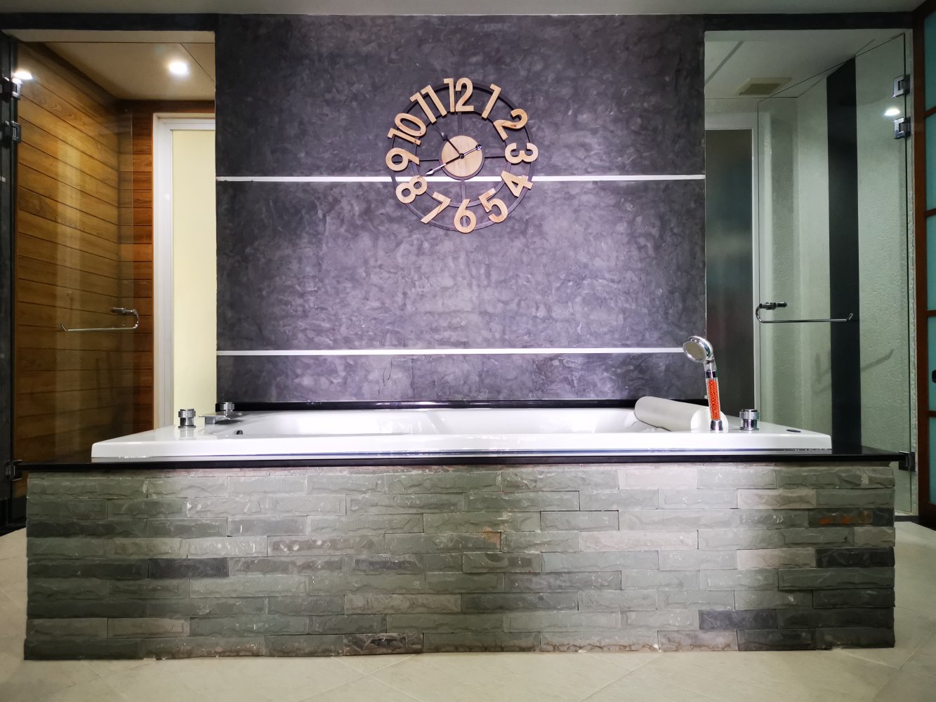 Property image - gallery 12