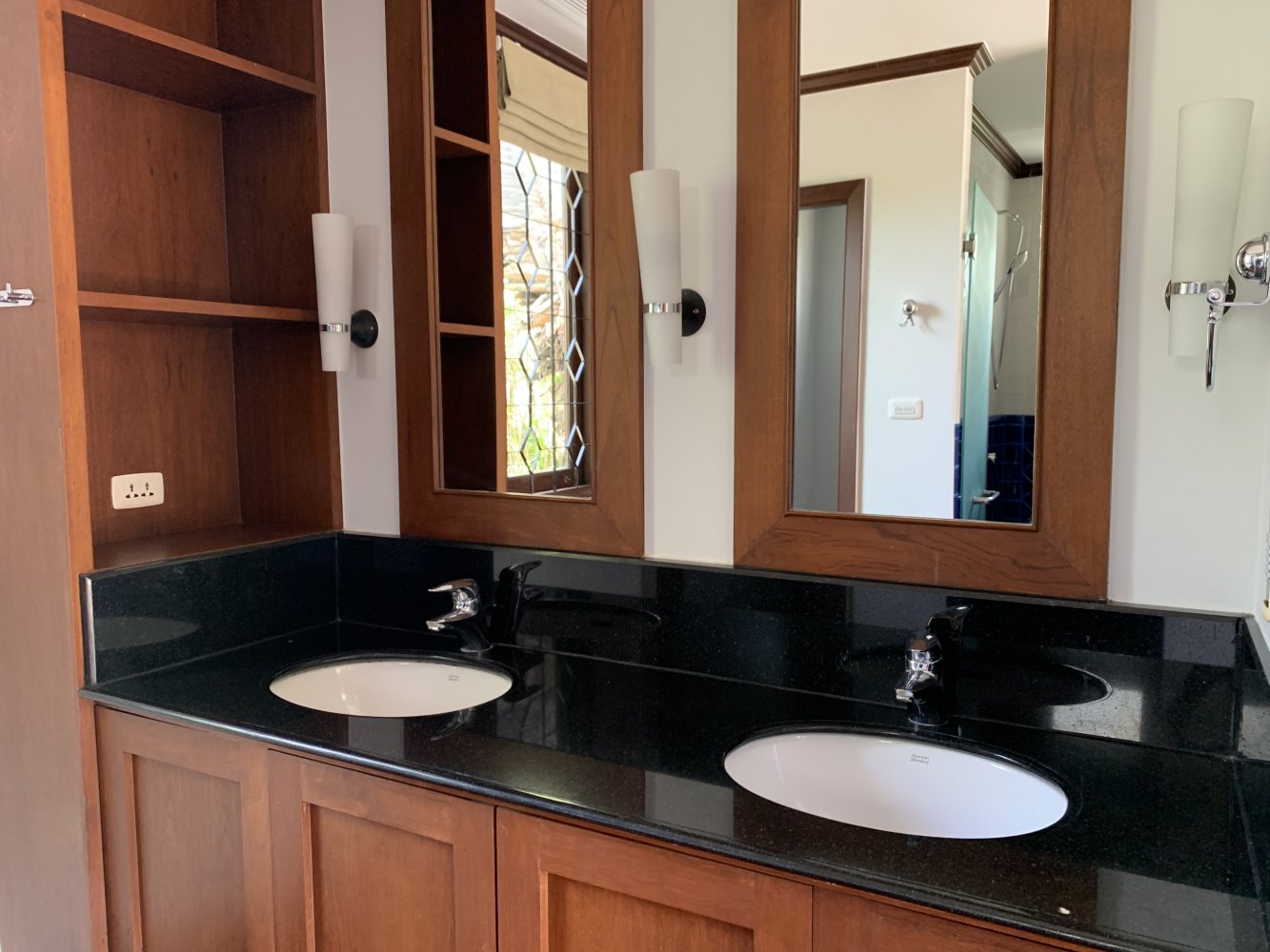 Property image - gallery 29