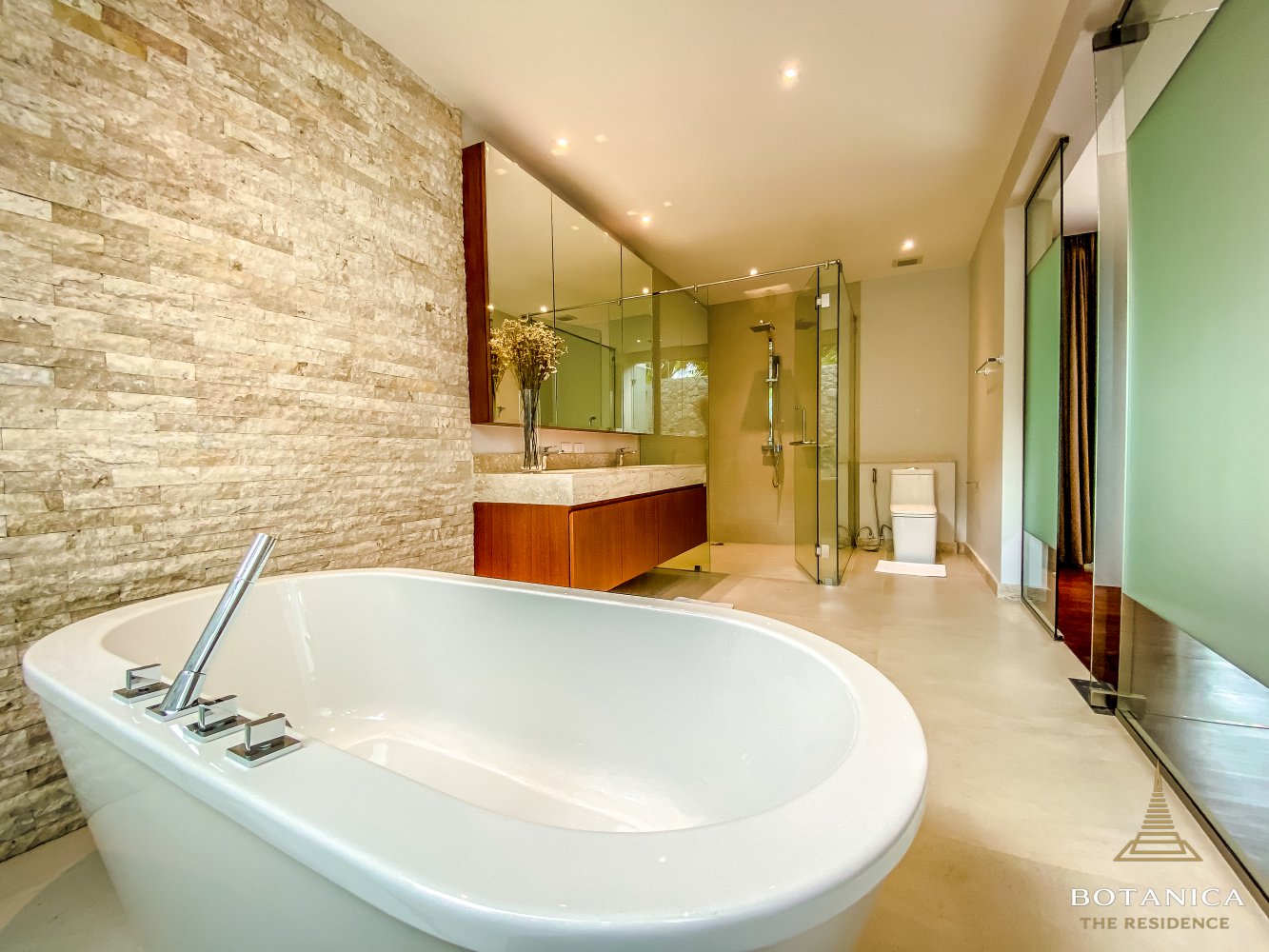 Property image - gallery 78