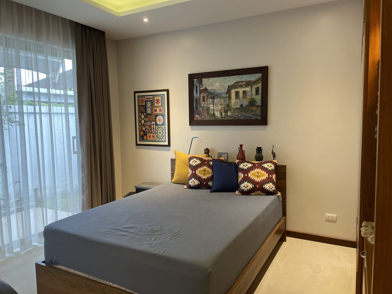 Property image - gallery 11