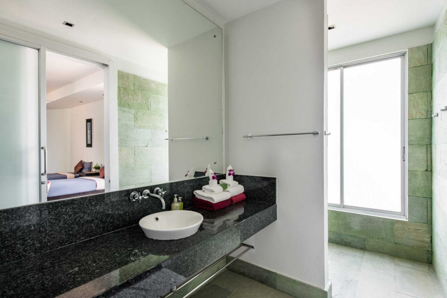 Property image - gallery 11