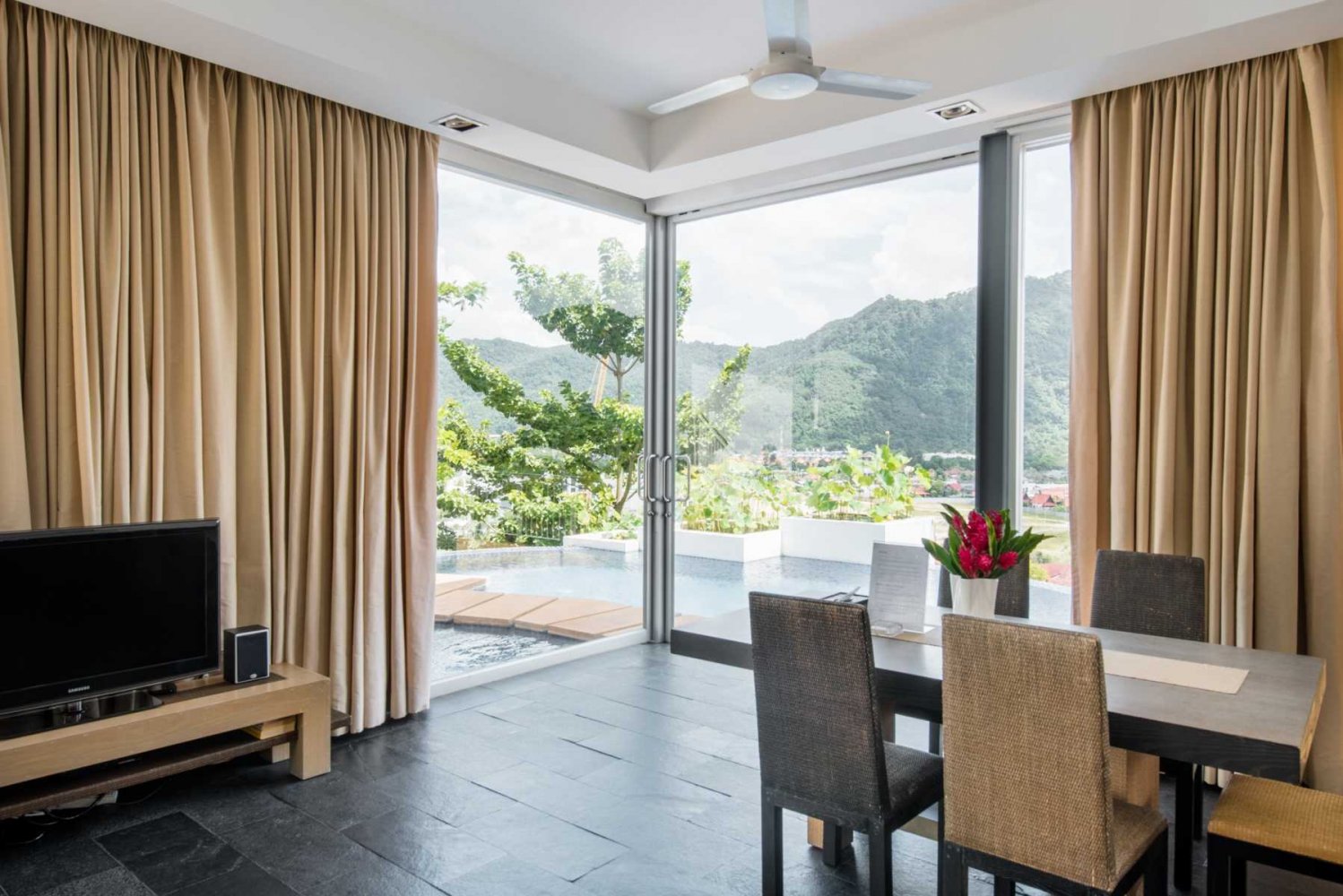 Property image - gallery 9