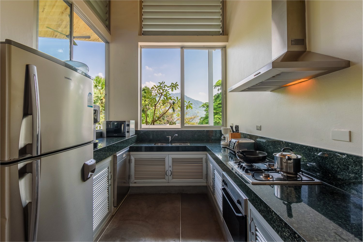 Property image - gallery 12