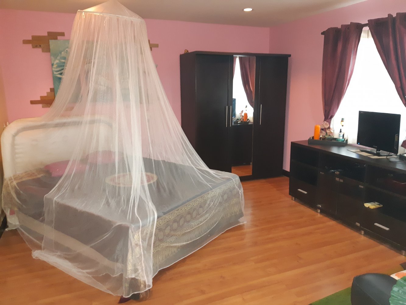 Property image - gallery 9