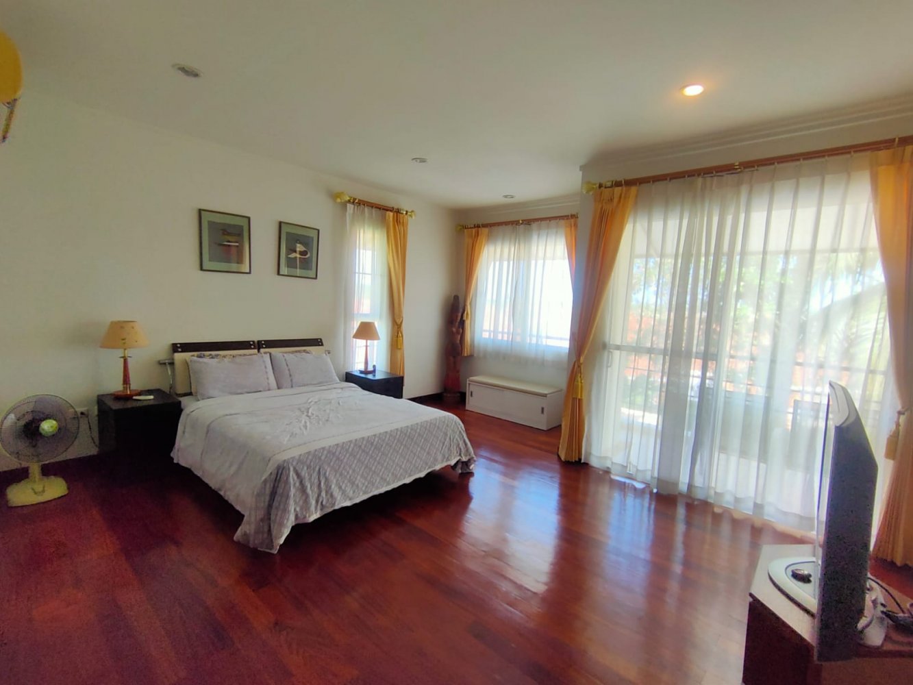 Property image - gallery 17